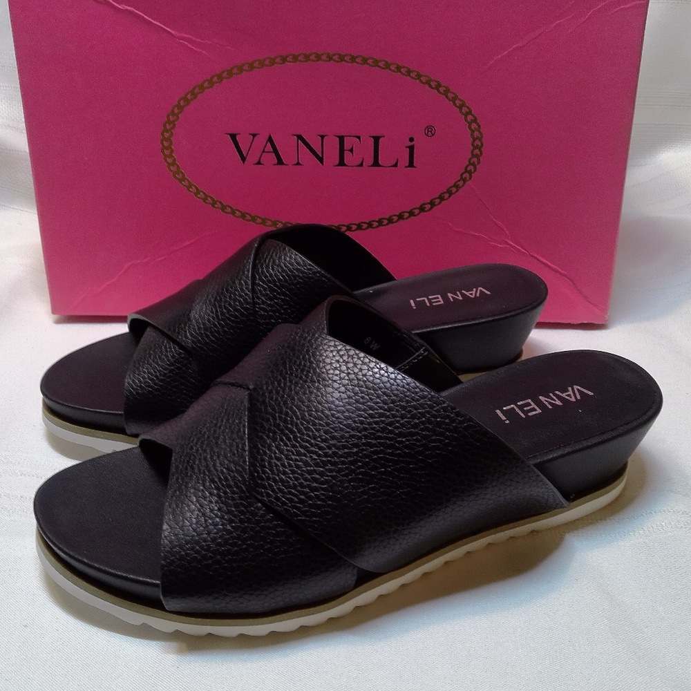 NIB Vaneli Hilde Black Cap Toe Flat Buffed Leather,Soled .75” Covered Heel Sz 6W